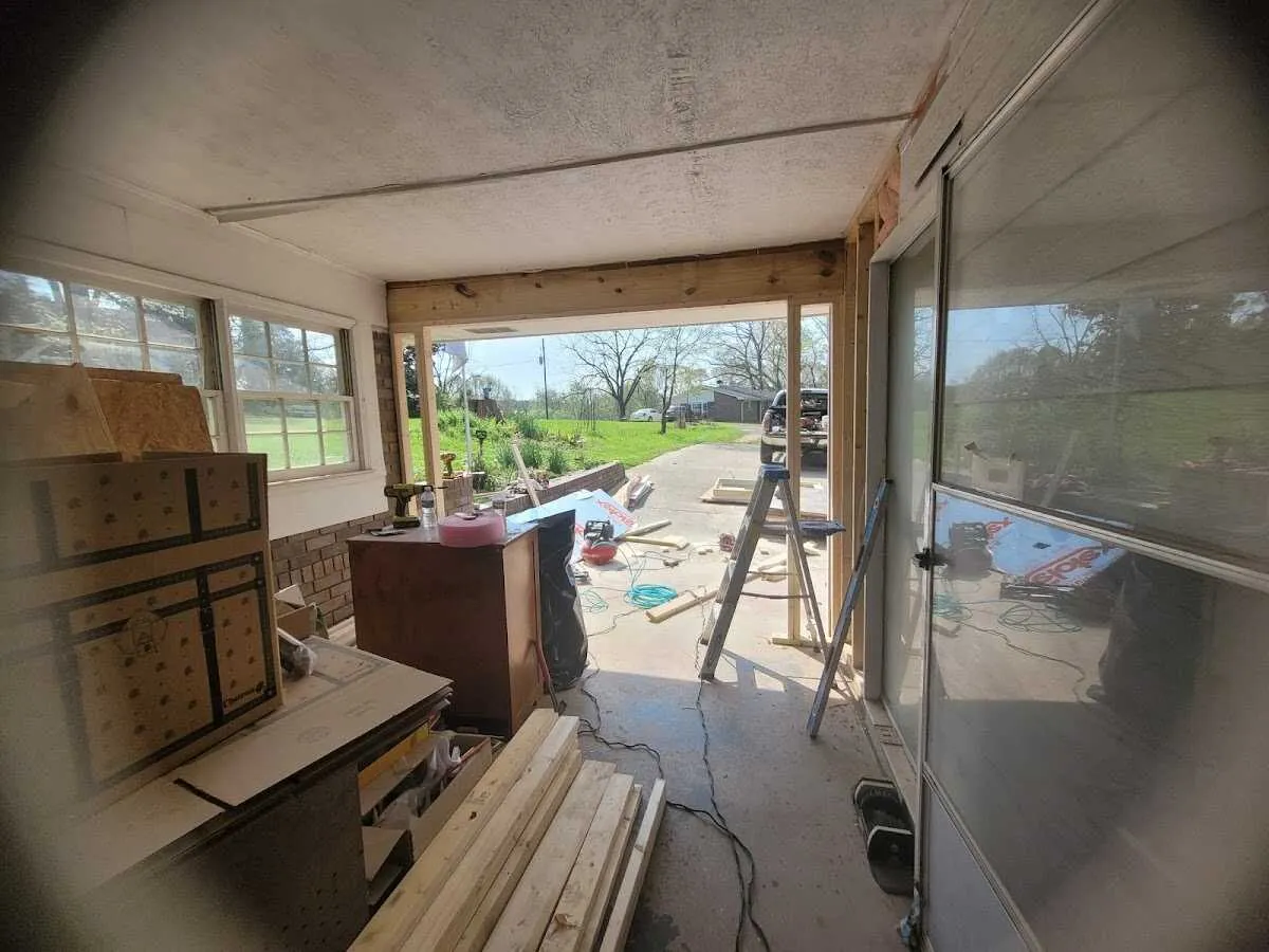 Air movers and dehumidifier for Drying & Dehumidification in Clarksburg